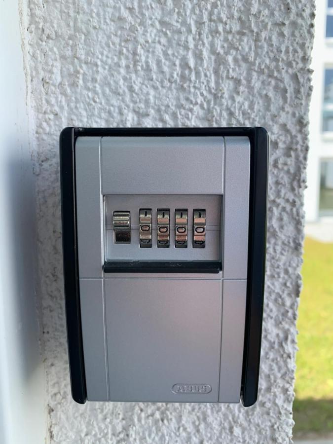 W1 - Kontaktloser 24H Check In, W-Lan, Netflix, Parkplatz, Kueche, Boxspring-Bett Bückeburg Esterno foto