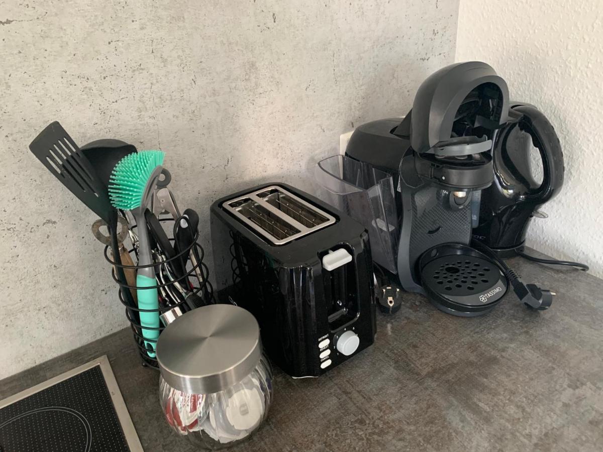 W1 - Kontaktloser 24H Check In, W-Lan, Netflix, Parkplatz, Kueche, Boxspring-Bett Bückeburg Esterno foto